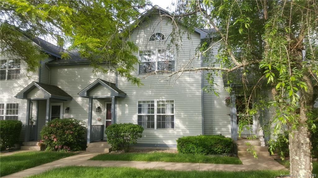 207 Deerfield Terrace - Photo 1