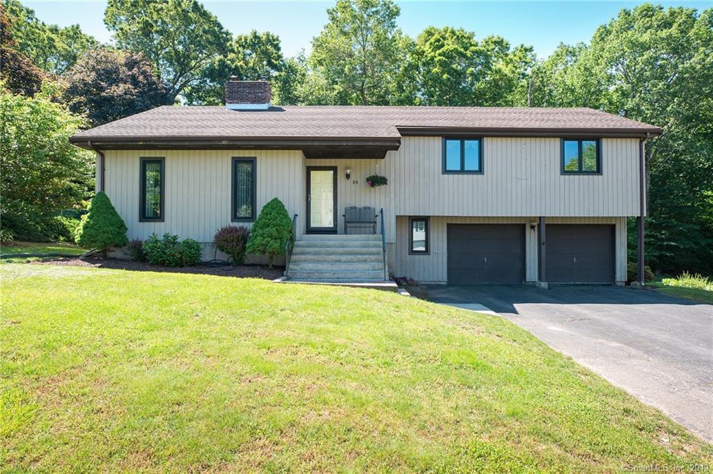35 Chelsea Drive - Photo 1