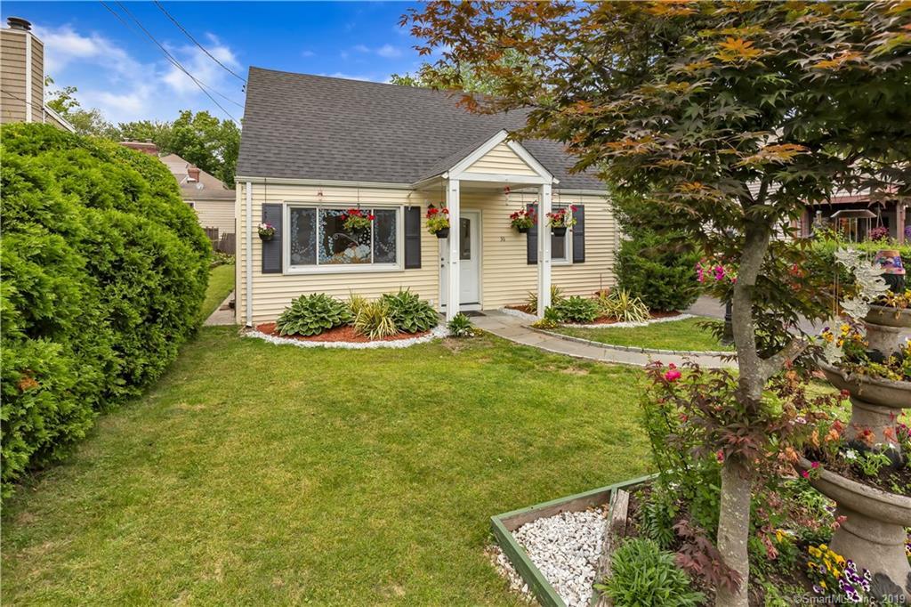 36 Sunset Street - Photo 1