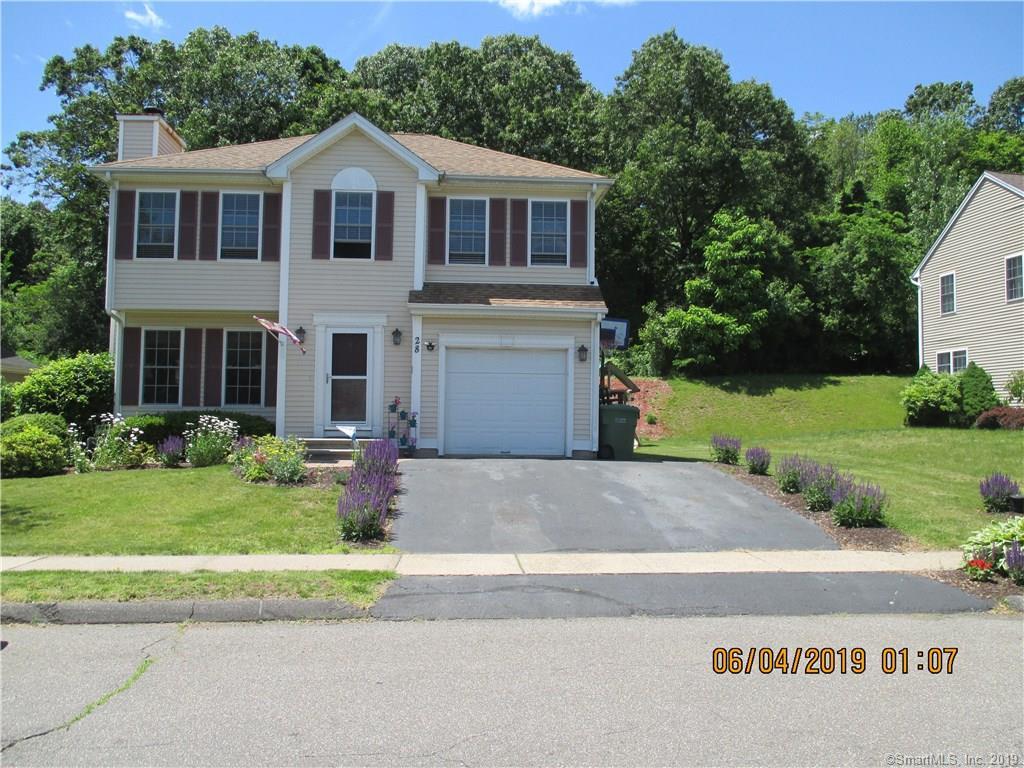 28 Angela Drive - Photo 1