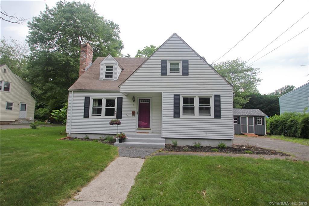 7 Circle Drive - Photo 1
