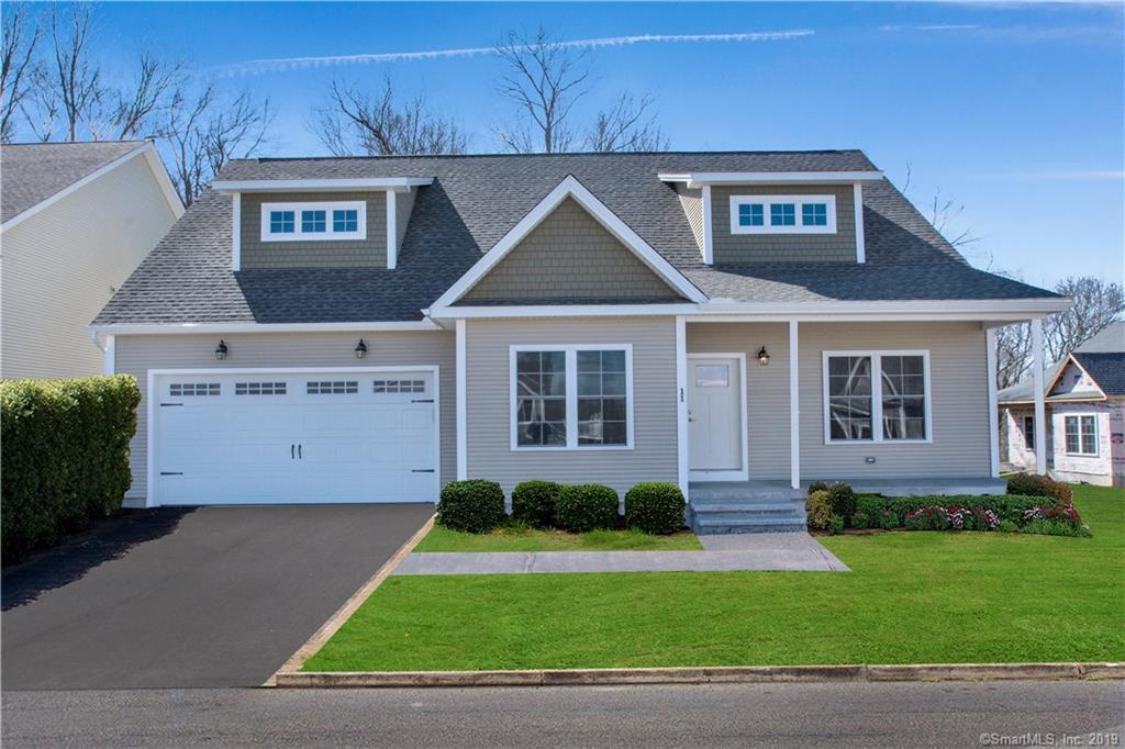 24 Essex Glen Drive - Photo 1
