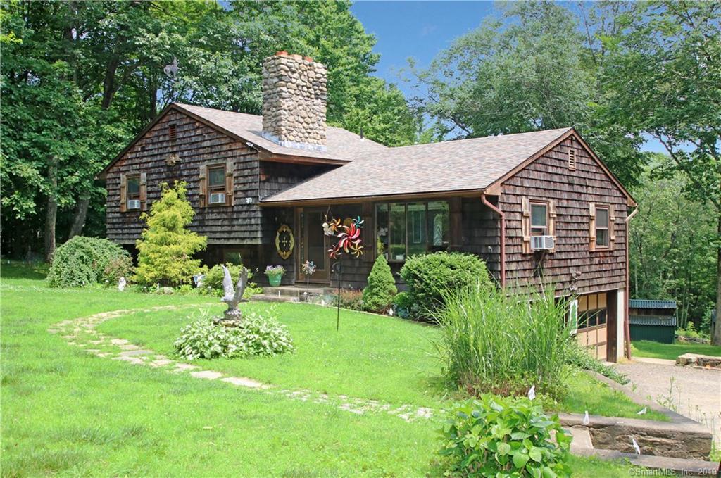 129 Hickory Lane - Photo 1