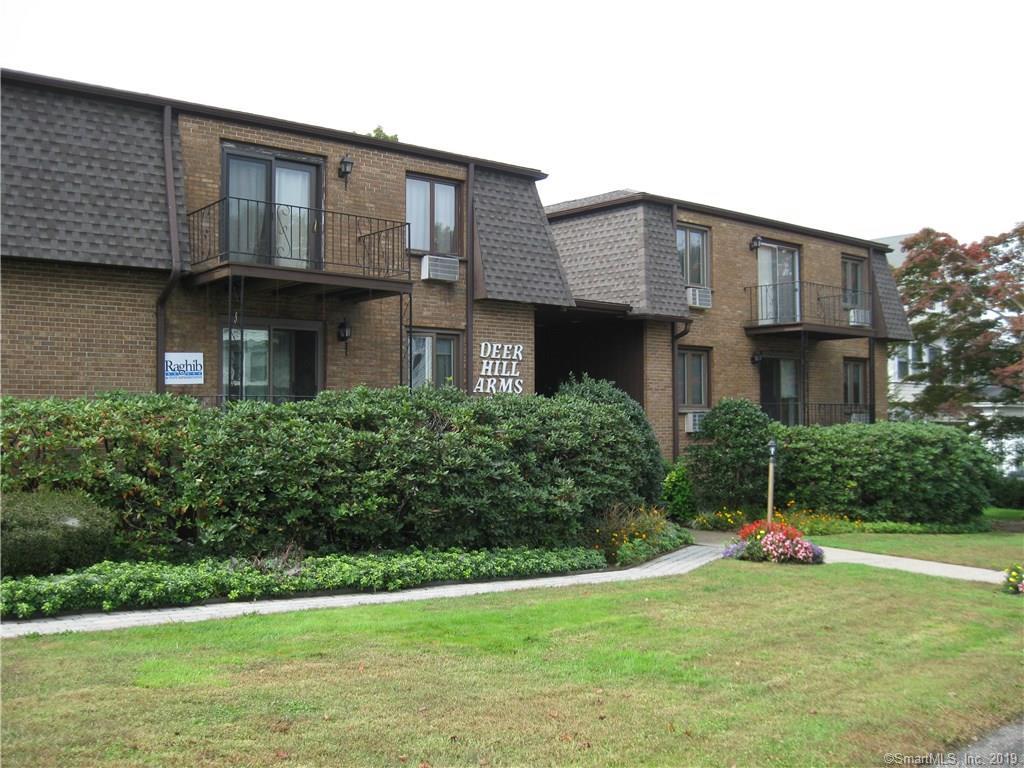 136 Deer Hill Avenue - Photo 1