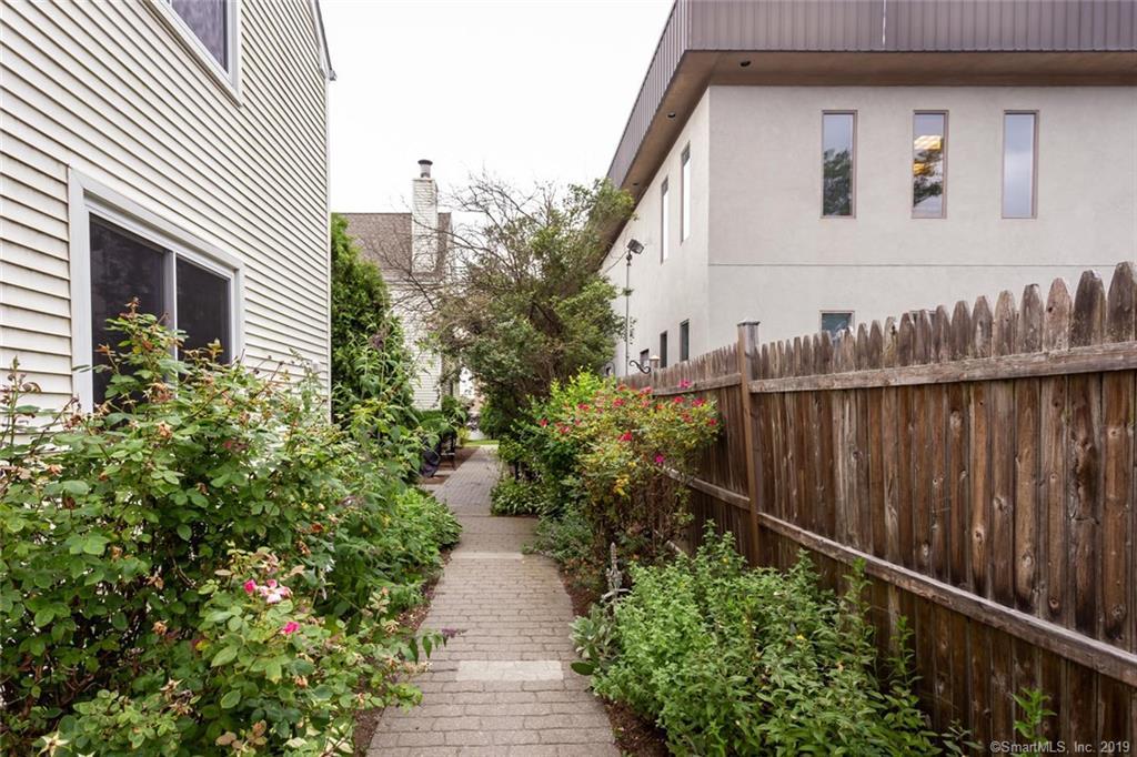 167 Grove Street - Photo 1