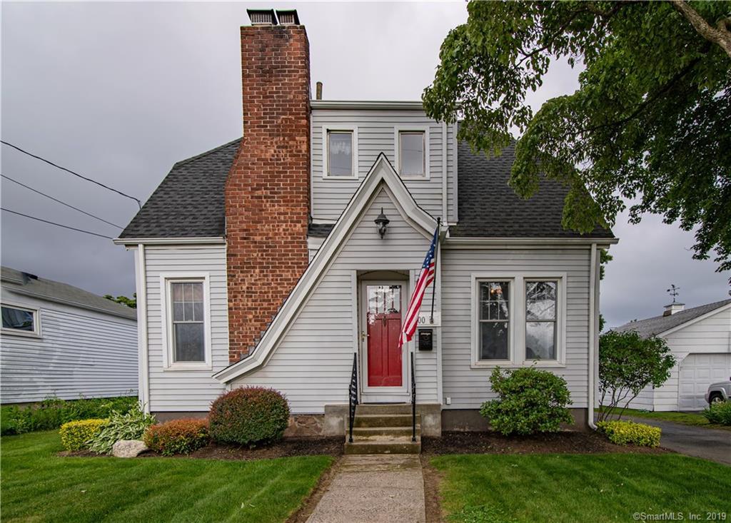 100 Linden Street - Photo 1