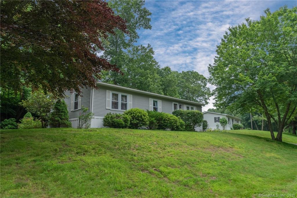 47 Colchester Commons - Photo 1