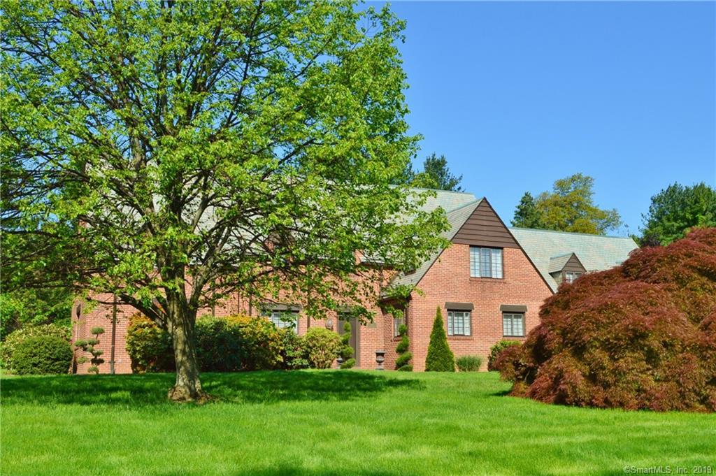 1 R Hillside Drive - Photo 1