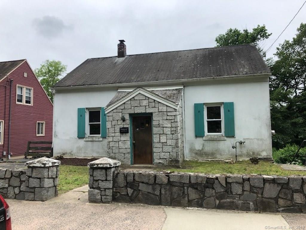 226 Hawthorne Avenue - Photo 1