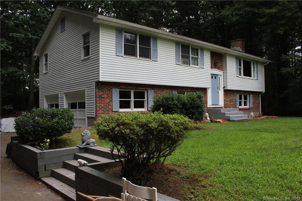 16 Newsome Avenue - Photo 1