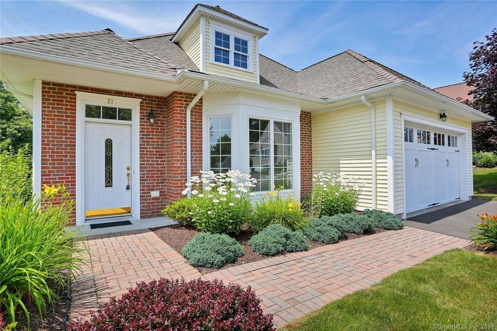 21 Fieldstone Lane - Photo 1