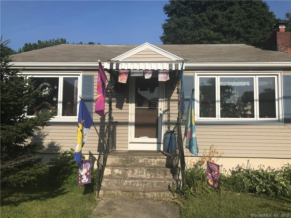 235 Hemingway Avenue - Photo 1
