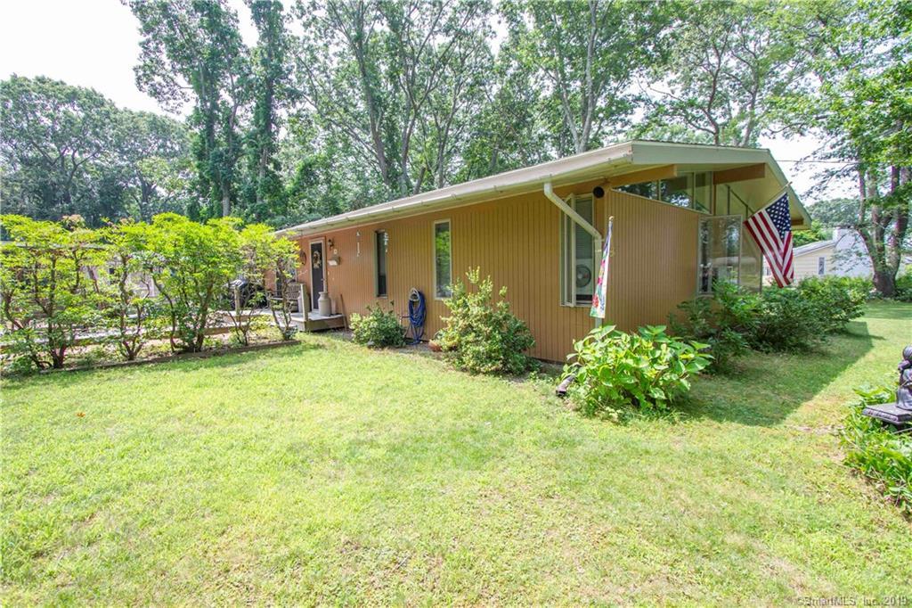 13 Cedarwood Lane - Photo 1