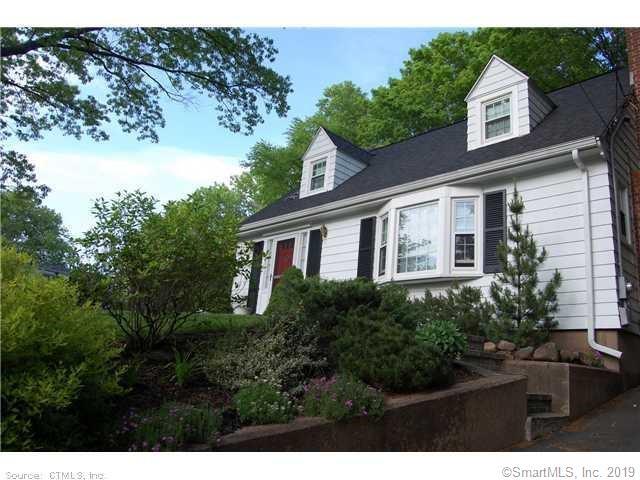 491 Evergreen Avenue - Photo 1