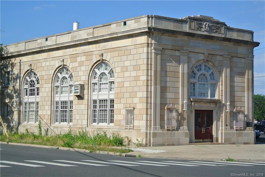 1 Circular Avenue - Photo 1