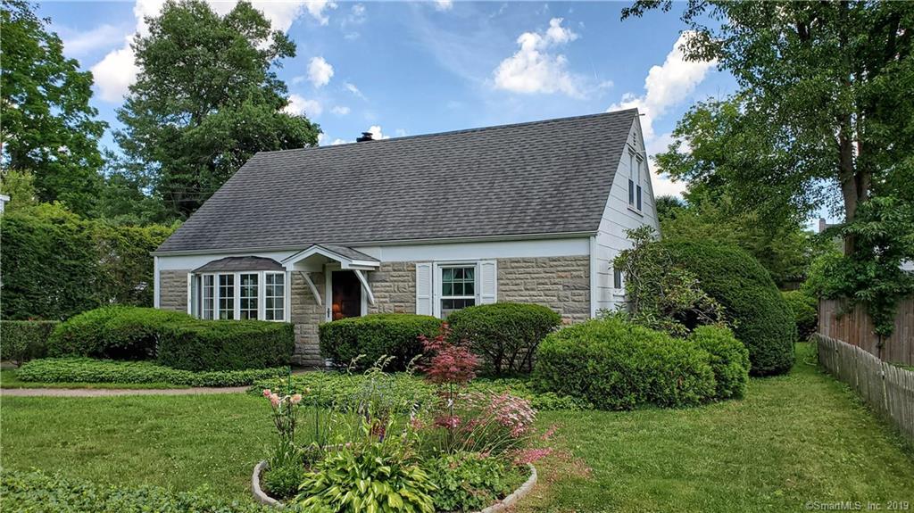 15 Fairchild Drive - Photo 1