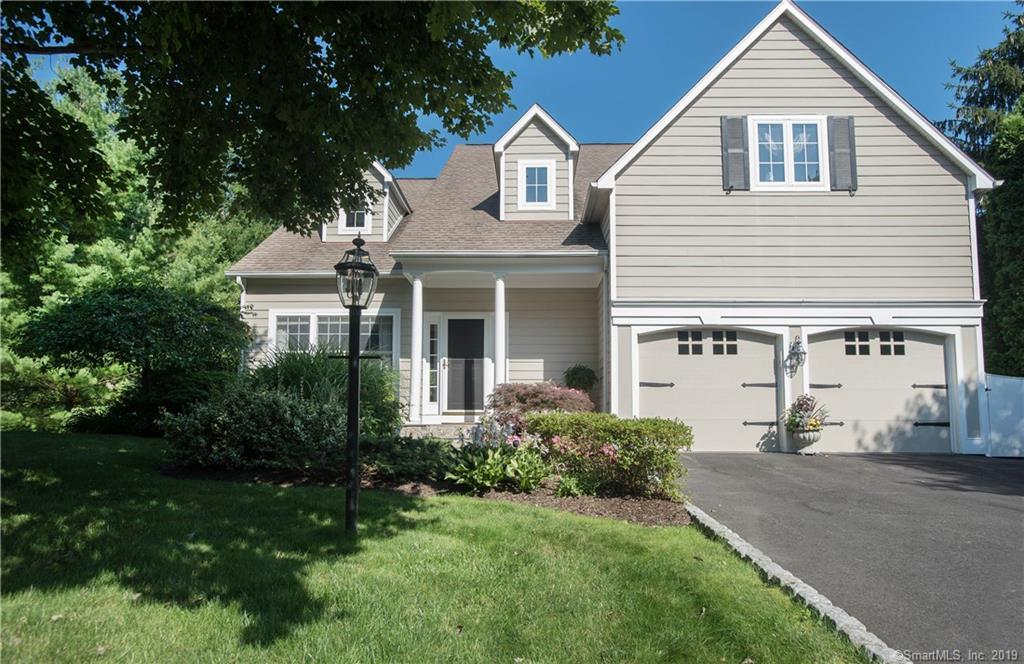 8 New Canaan Way - Photo 1