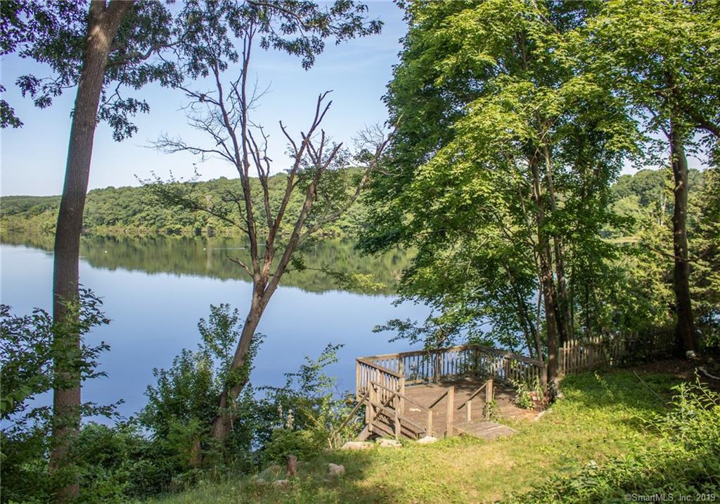 6 Lakeview Circle - Photo 1