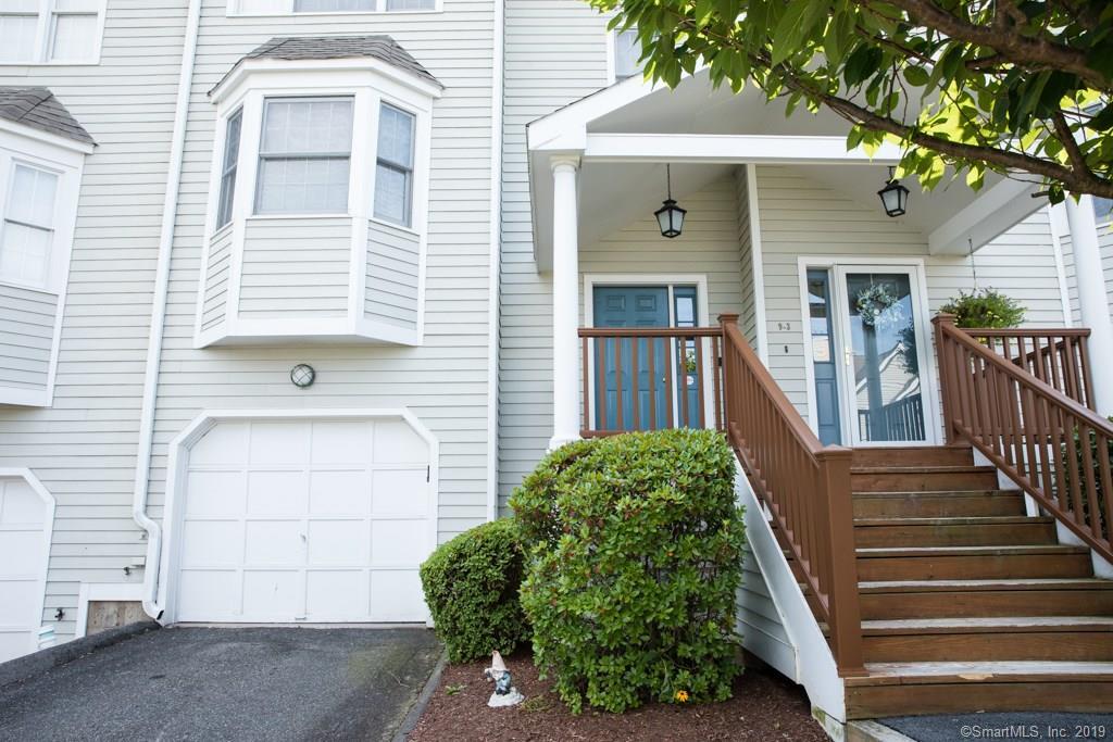 9 Saint Andrews Circle - Photo 1