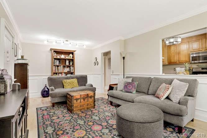 11 Bedford Avenue - Photo 1