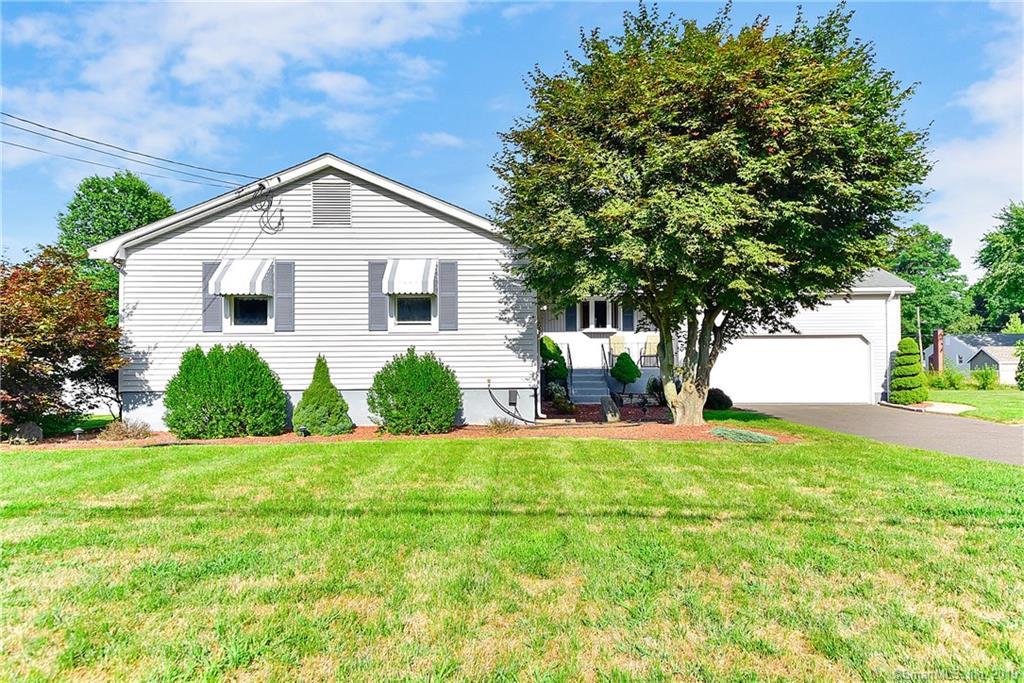 32 Ridge Crest Circle - Photo 1