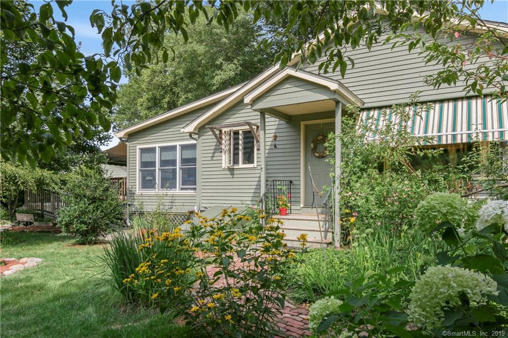 4 Maple Street - Photo 1