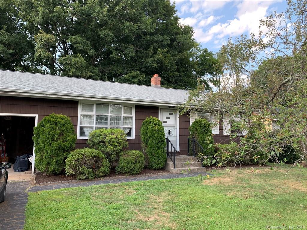 77 Village Circle - Photo 1
