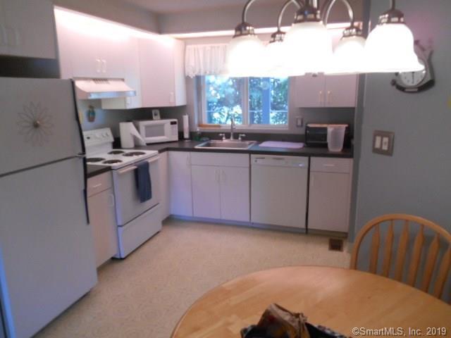 365 Woodford Avenue - Photo 1