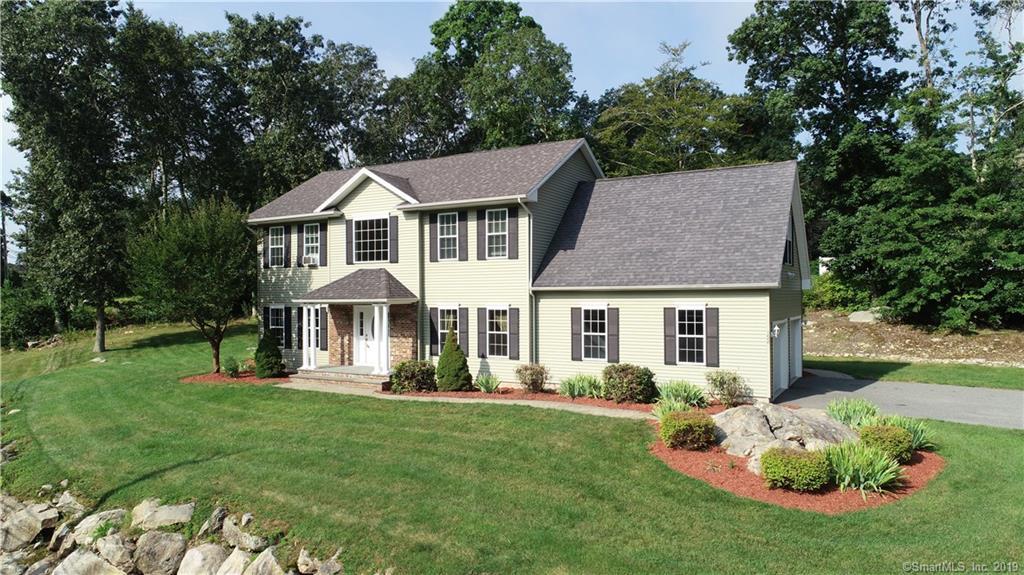 152 New London Road - Photo 1