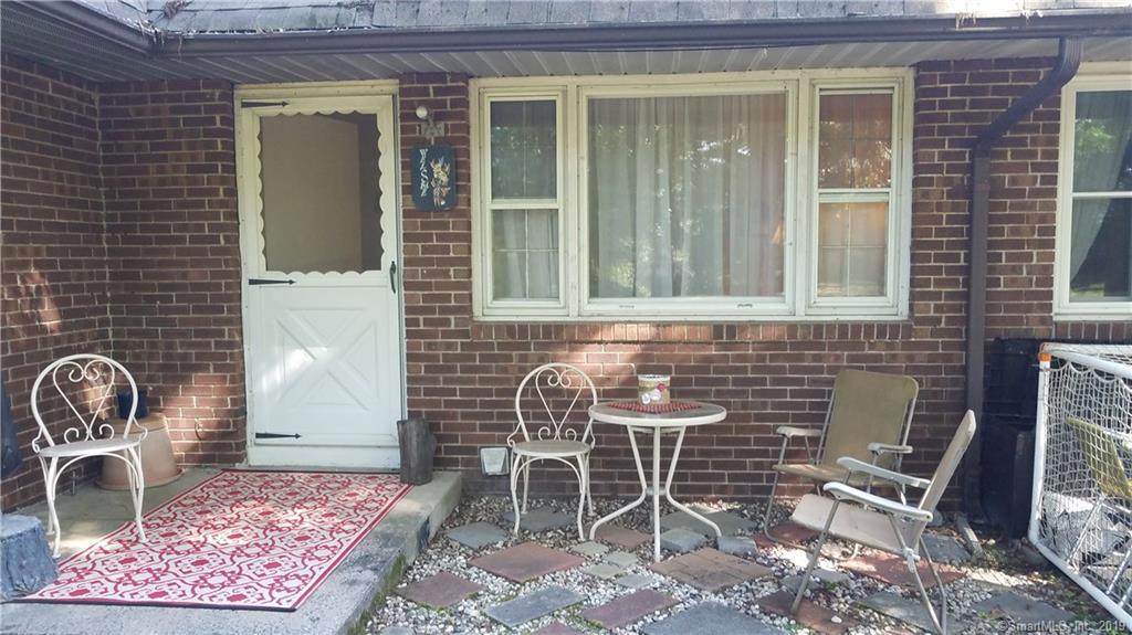 27 Woodcrest Drive - Photo 1