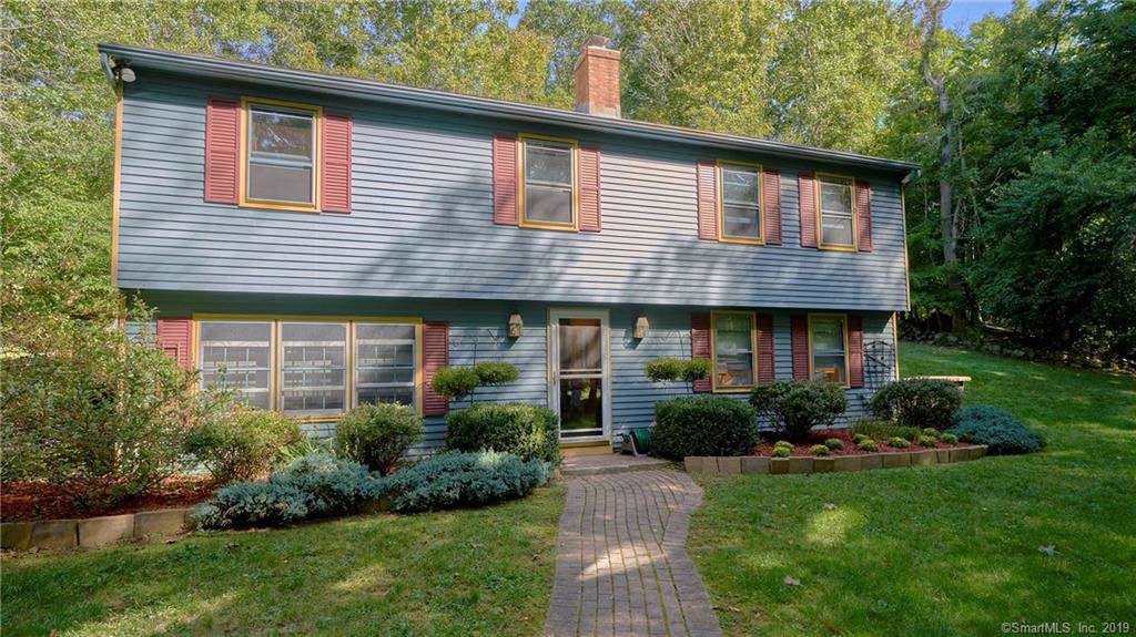 6 Circle Drive - Photo 1