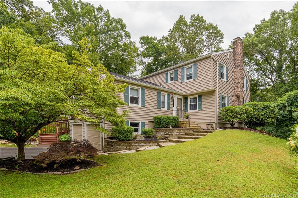 12 Allan Way - Photo 1