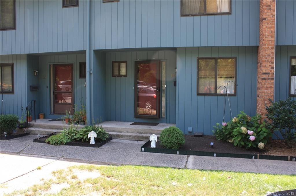 10 Lilac Court - Photo 1