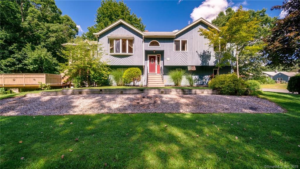 215 Tomlinson Avenue - Photo 1