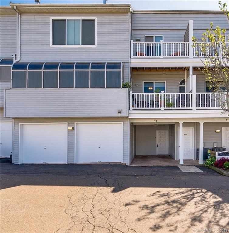 91 Staffordshire Commons Drive - Photo 1