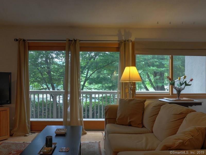43 Clubhouse Drive - Photo 1