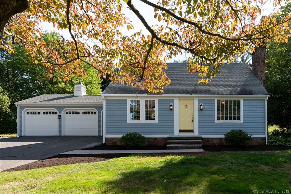562 Camp Street - Photo 1