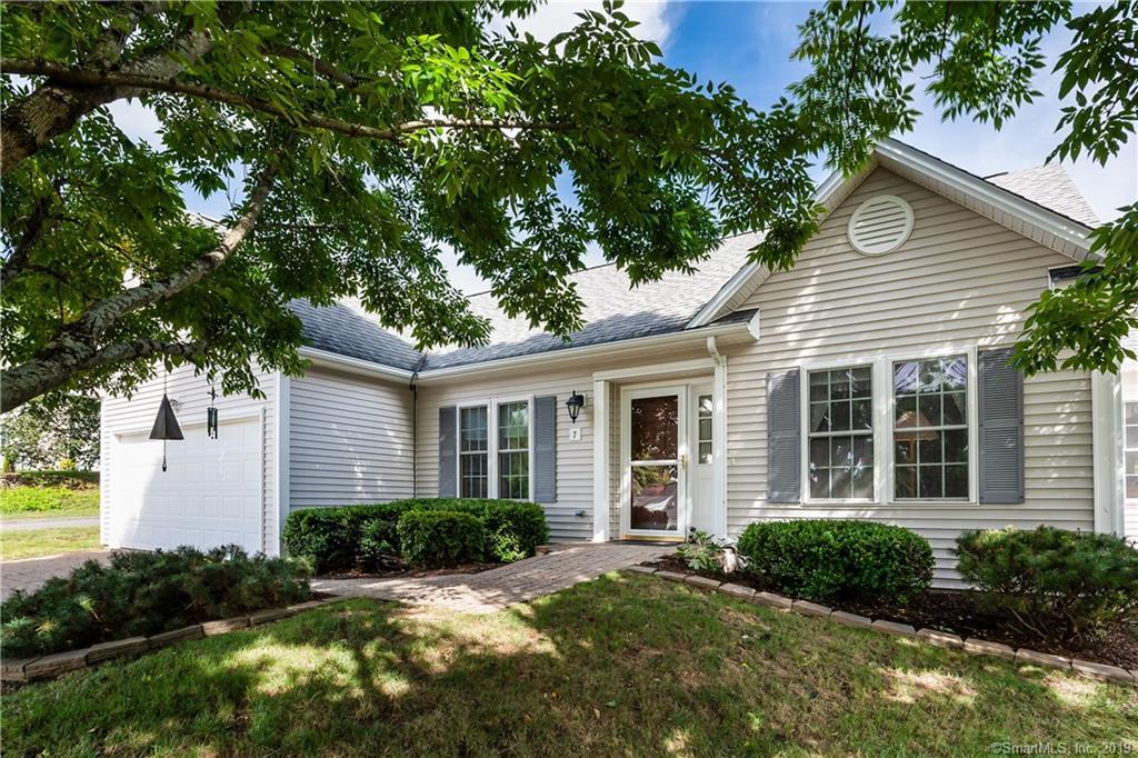 7 Marie Circle - Photo 1