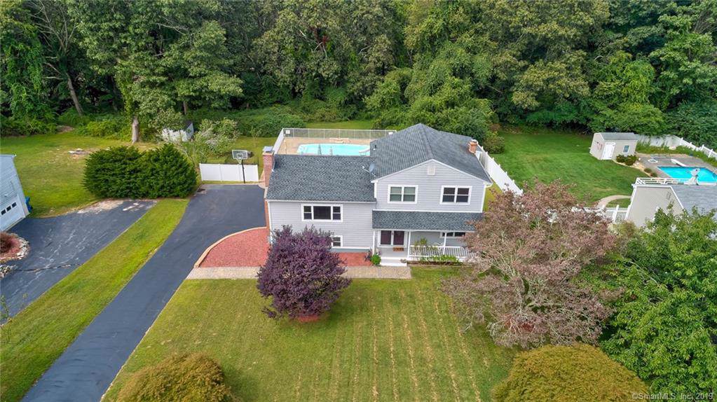 8 Robin Hill Road - Photo 1