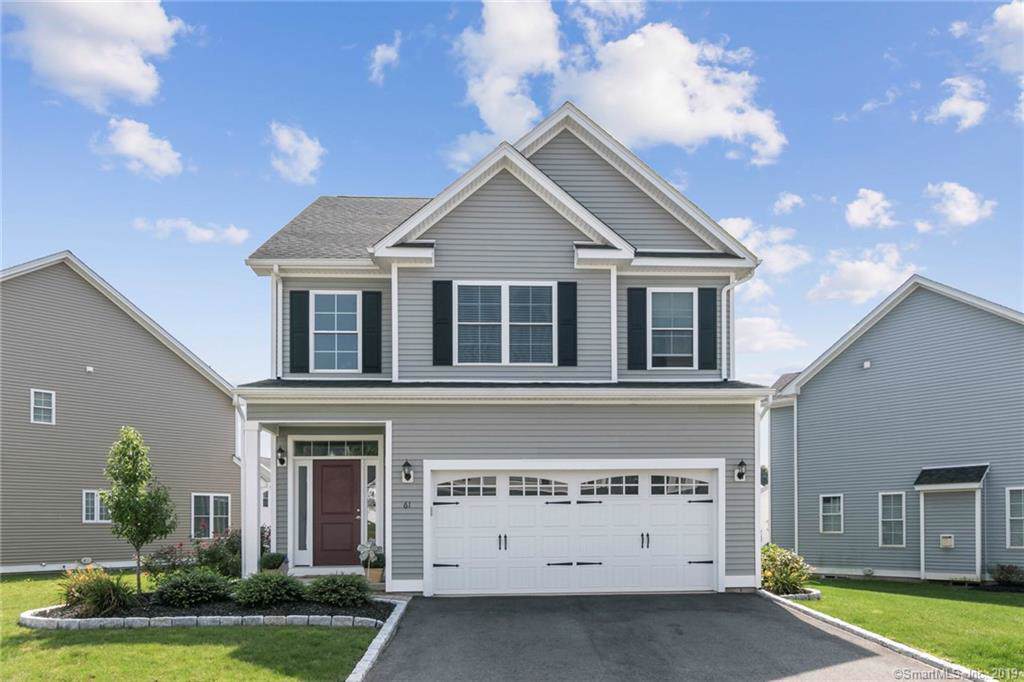 61 Lexington Gardens - Photo 1