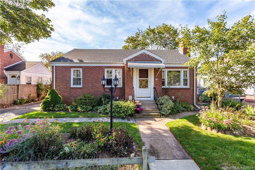 76 Dodge Avenue - Photo 1