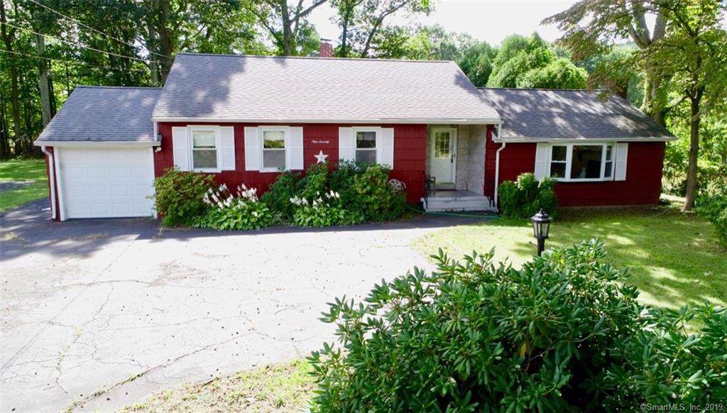 970 Wintergreen Avenue - Photo 1