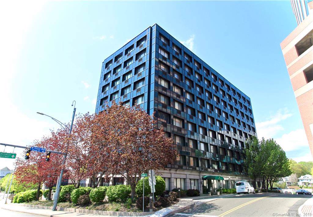 300 Broad Street - Photo 1
