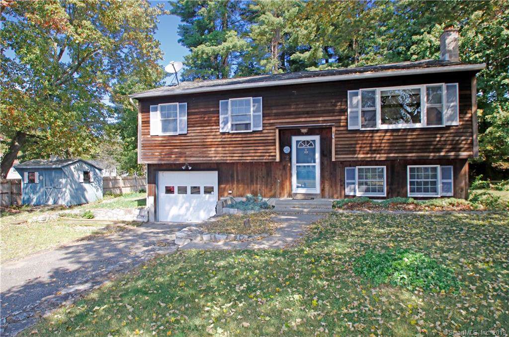2 Blue Spruce Court - Photo 1