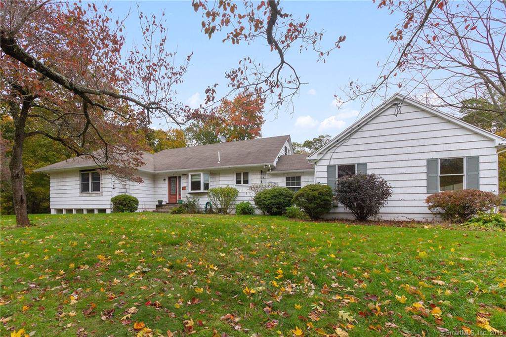 216 Old Newtown Road - Photo 1