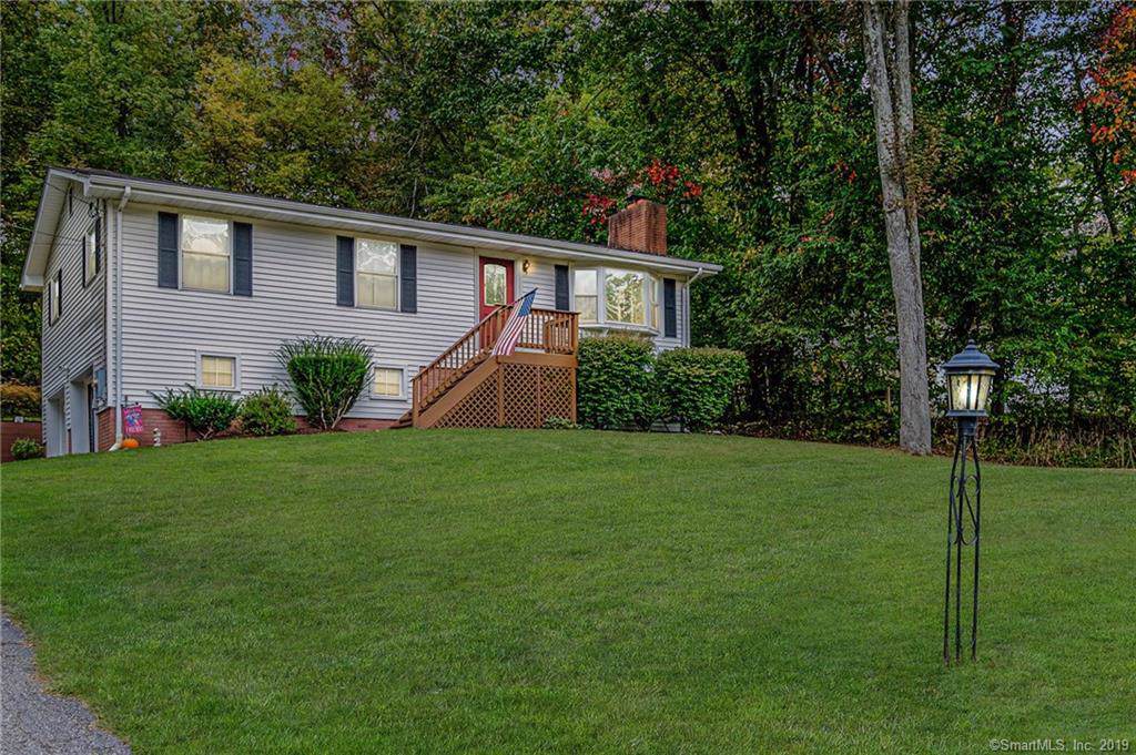 10 Oak Ridge Road - Photo 1