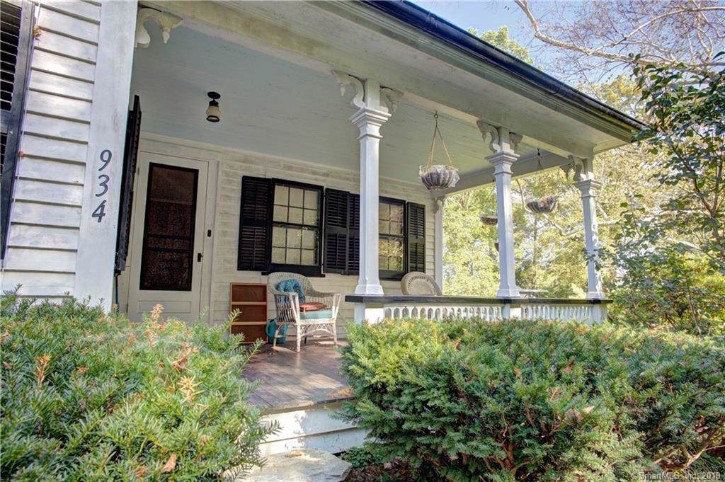 934 Storrs Road - Photo 1