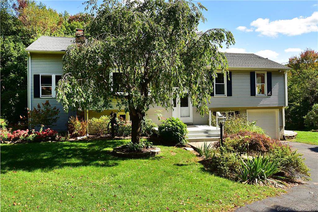 132 Ellington Avenue - Photo 1