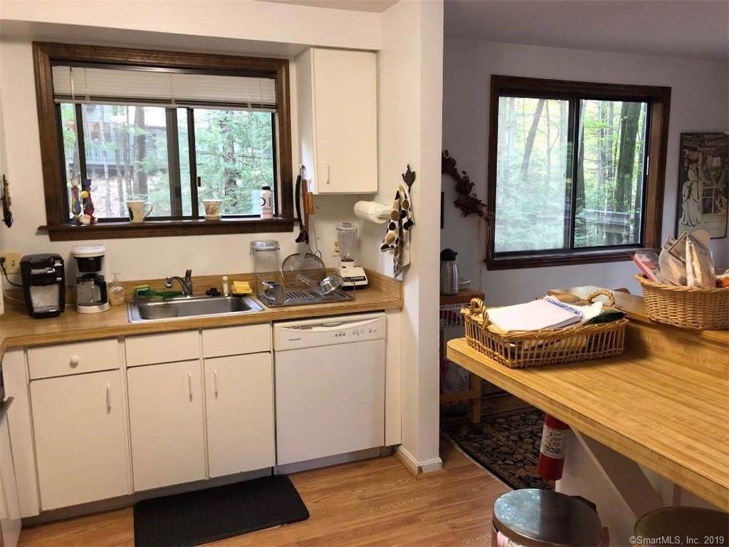 355 Ledge Drive - Photo 1