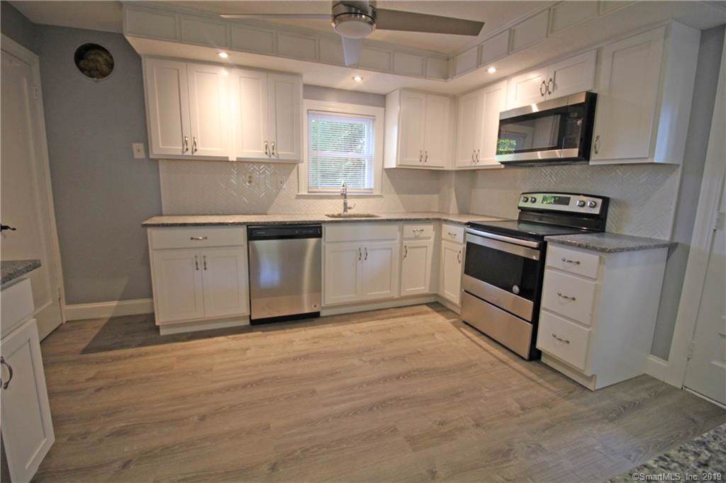 152 Herschel Avenue - Photo 1